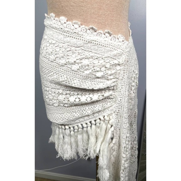 JUST BEE QUEEN White Lace Bali Tassel Fringe Asymmetrical Mini Skirt Sz XS - Picture 4 of 10